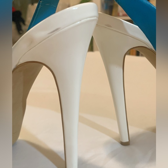 Jessica Simpson pump platform - Picture 5 of 9